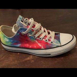 Women’s converse